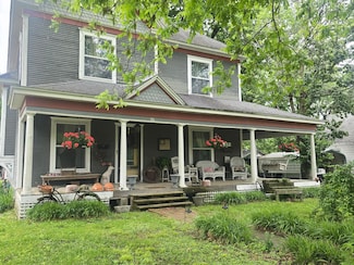 106 N Main St, Greenfield, MO 65661