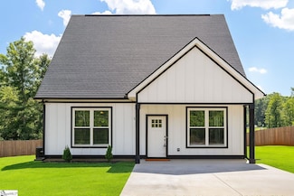 202 Apple Orchard Dr, Greenville, SC 29605