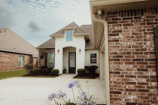 306 Bay Meadow Ln, Lafayette, LA 70507