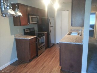 2750 S Durango Dr Unit 2094, Las Vegas, NV 89117
