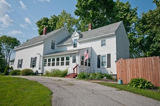 198 3rd St, Bangor, ME 04401
