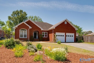 1102 Chesterfield Rd SE, Huntsville, AL 35803