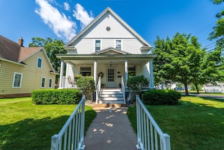 330 N 5th Ave, Wausau, WI 54401