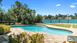 7536 W Treasure Dr, North Bay Village, FL 33141