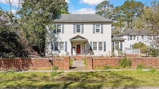 103 N Magnolia Ave, Andrews, SC 29510