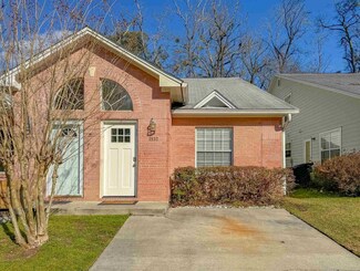 2932 Cross Creek Ct, Tallahassee, FL 32301