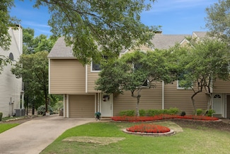 924 Canal St, Irving, TX 75063
