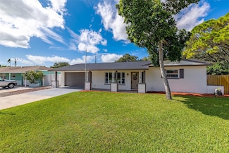 2246 60th Way N, Saint Petersburg, FL 33710