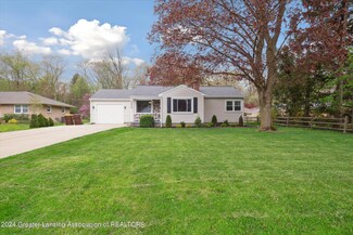 5205 E Brookfield Dr, East Lansing, MI 48823