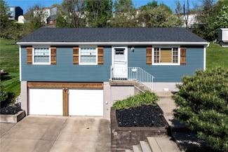 361 Meade Dr, Coraopolis, PA 15108