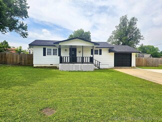 1306 E Shawnee St, Tahlequah, OK 74464
