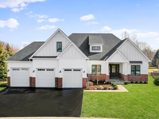 12708 Grande Pines Blvd, Plainfield, IL 60585
