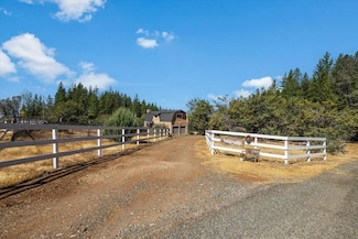 10402 Newtown Rd, Nevada City, CA 95959