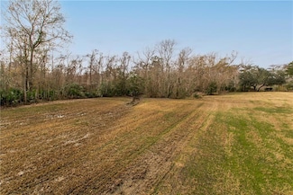 510 Cedar St, Madisonville, LA 70447