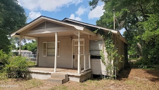 1212 Todd Ave, Gulfport, MS 39501