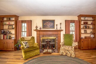 187 Whittier Rd, Tamworth, NH 03886