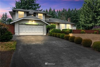 6816 Twin Hills Dr W, University Place, WA 98467
