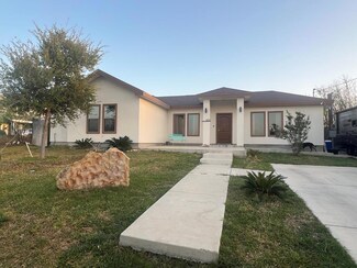 632 Wildwood Dr, Eagle Pass, TX 78852