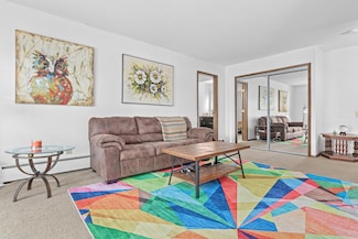 807 11th Ave S Unit 6, Hopkins, MN 55343