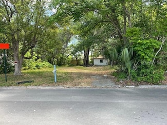 2435 S Laurel Ave, Sanford, FL 32771