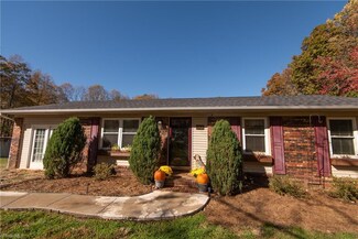 162 Glen Oaks Rd, Millers Creek, NC 28651