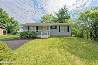36 New Jersey Ave, Rensselaer, NY 12144