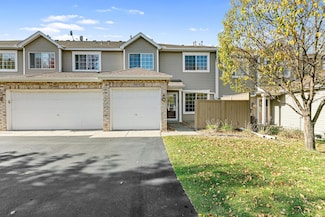 11008 Lexington Dr Unit 34, Eden Prairie, MN 55344