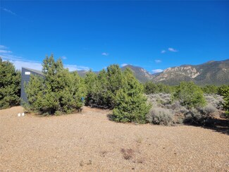 11 Windmill Rd, El Rito, NM 87556