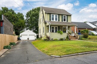14 Derryfield Ave, Springfield, MA 01118