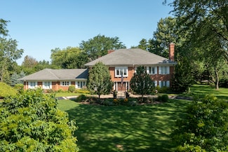 1786 Clover Dr, Inverness, IL 60067