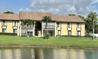 813 Sky Pine Way Unit E1, Greenacres, FL 33415