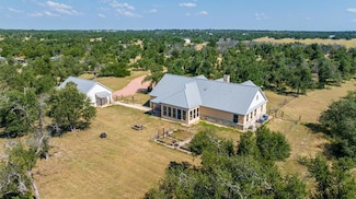 1282 Vintage Oaks Dr, Fredericksburg, TX 78624