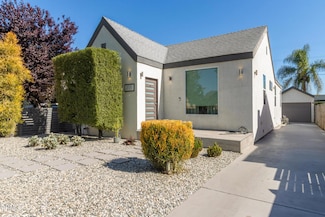 2020 W 64th St, Los Angeles, CA 90047