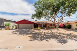 3110 W Gelding Dr, Phoenix, AZ 85053