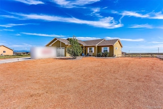 1836 N Bear Gulch Ln, Pueblo West, CO 81007