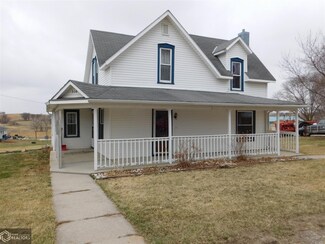 310 Main St, Deloit, IA 51441