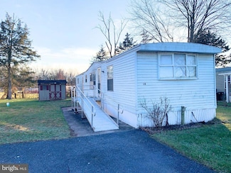 18 Park Ave, Middletown, PA 17057