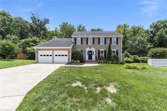 4401 Landsberg Ct S, Greensboro, NC 27407