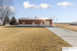 330 E 15th St, Decatur, NE 68020