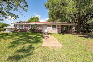 507 N Echols St, Caldwell, TX 77836