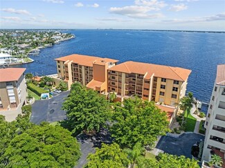 4015 SE 20th Place Unit 206, Cape Coral, FL 33904