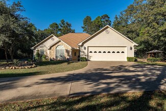 226 Winding Trail, Holly Lake Ranch, TX 75765