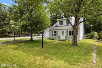 1 Stewart St, Albany, NY 12205