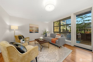 4116 California Ave SW Unit 207, Seattle, WA 98116