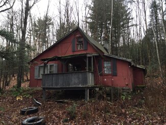 253 Birchwood Dr, East Ryegate, VT 05042