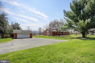 201 Myrtle Ave, Waynesboro, PA 17268