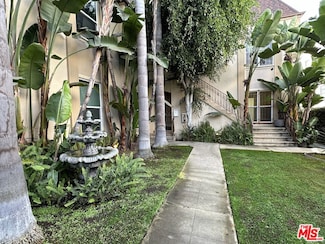 451 N Sycamore Ave, Los Angeles, CA 90036