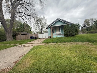834 Remington Ave, Flint, MI 48507