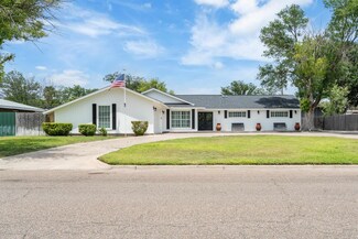 313 Fox Dr, Del Rio, TX 78840