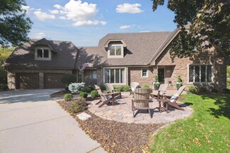 815 Alvarado Ln N, Plymouth, MN 55447